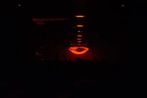 Laster celebra su Residents Night, por todo lo alto; llenazo, muy buenos sets y una muy buena sinergia sobre la pista